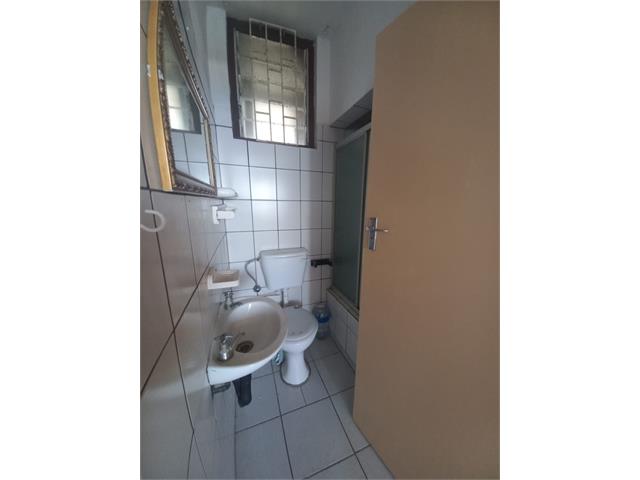 To Let 2 Bedroom Property for Rent in Amanzimtoti KwaZulu-Natal