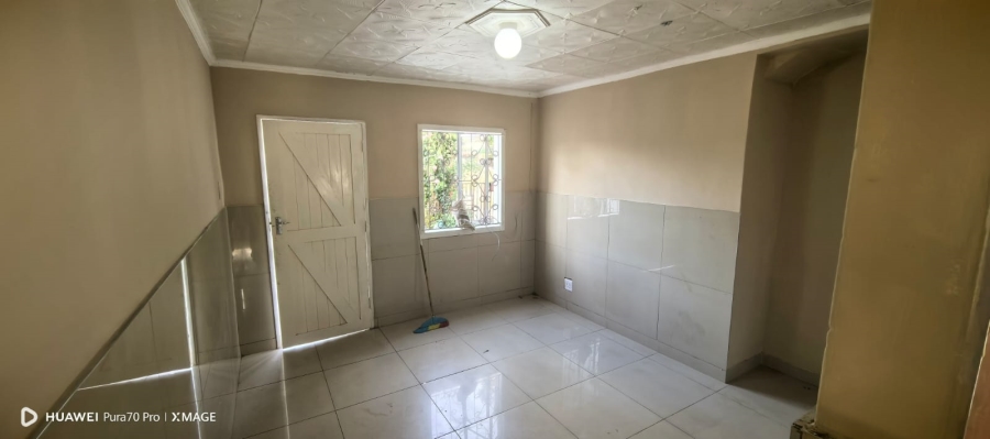 2 Bedroom Property for Sale in Caneside KwaZulu-Natal