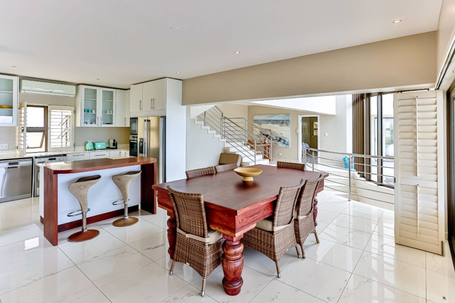 6 Bedroom Property for Sale in Sheffield Beach KwaZulu-Natal