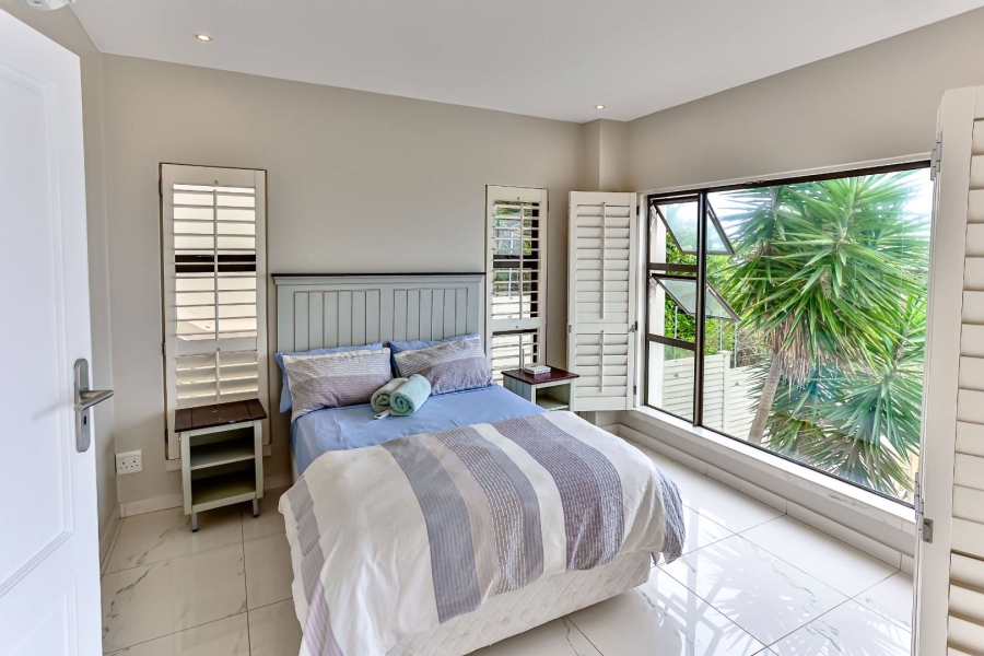 6 Bedroom Property for Sale in Sheffield Beach KwaZulu-Natal