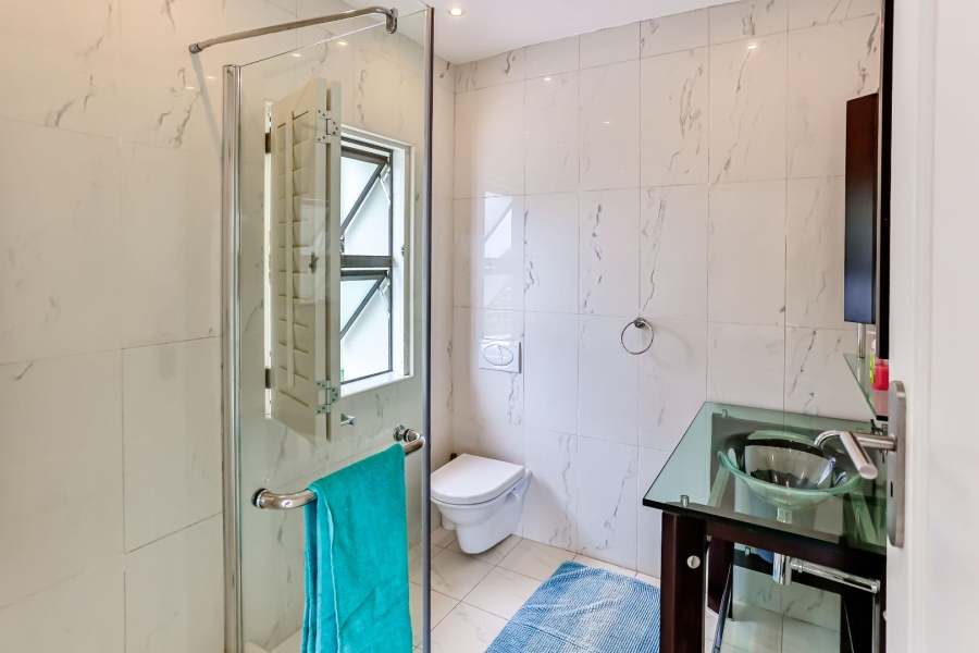 6 Bedroom Property for Sale in Sheffield Beach KwaZulu-Natal