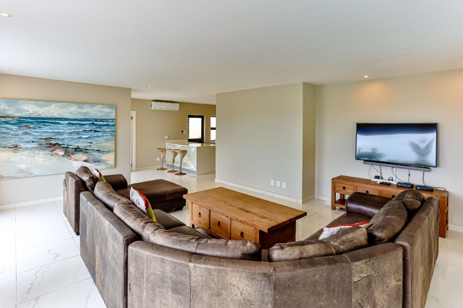 6 Bedroom Property for Sale in Sheffield Beach KwaZulu-Natal