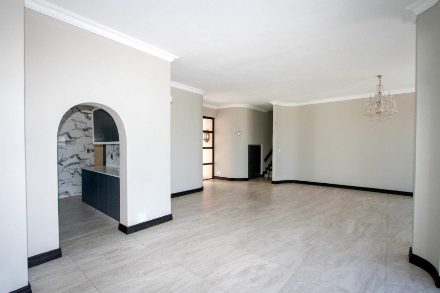 6 Bedroom Property for Sale in La Lucia KwaZulu-Natal