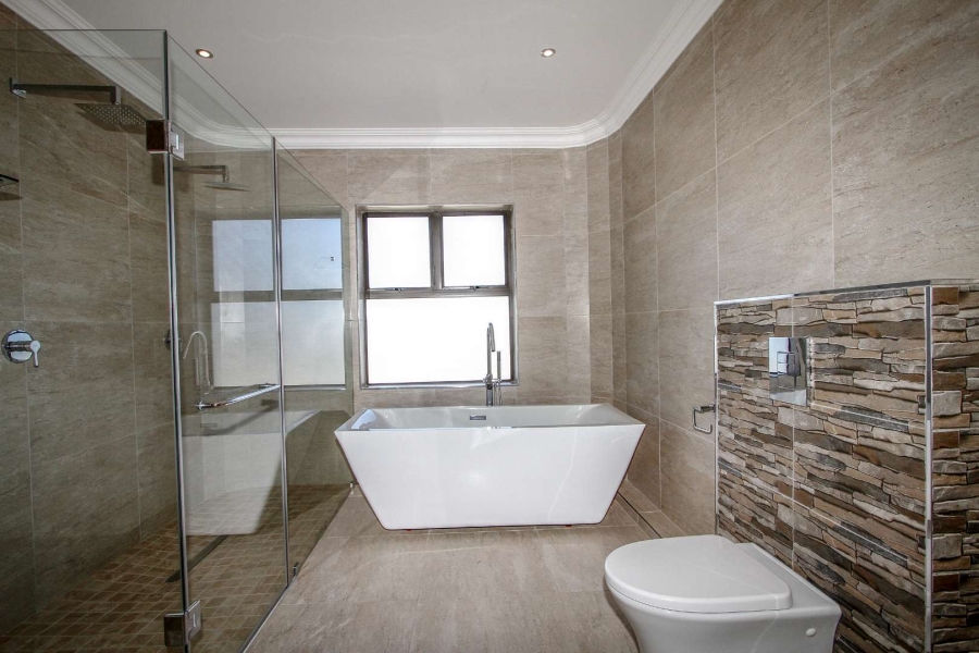 6 Bedroom Property for Sale in La Lucia KwaZulu-Natal