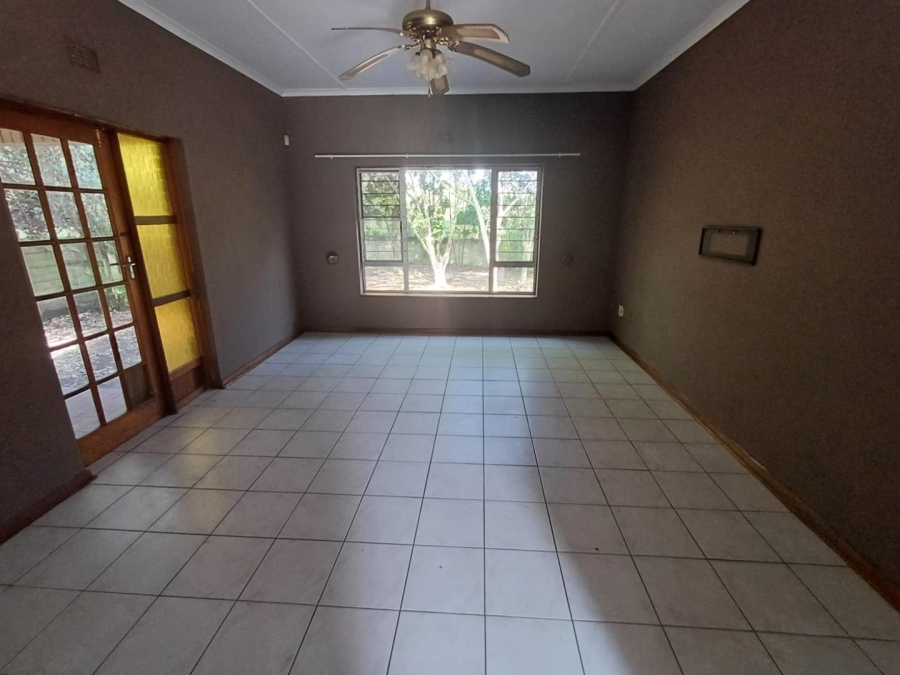 3 Bedroom Property for Sale in Birdswood KwaZulu-Natal