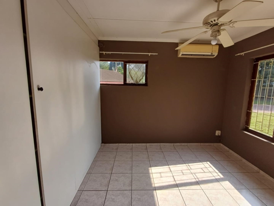 3 Bedroom Property for Sale in Birdswood KwaZulu-Natal