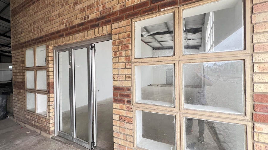 To Let Commercial Property for Rent in Newlands West KwaZulu-Natal