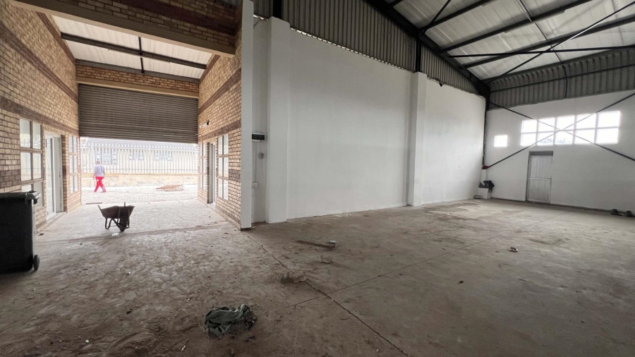 To Let Commercial Property for Rent in Newlands West KwaZulu-Natal