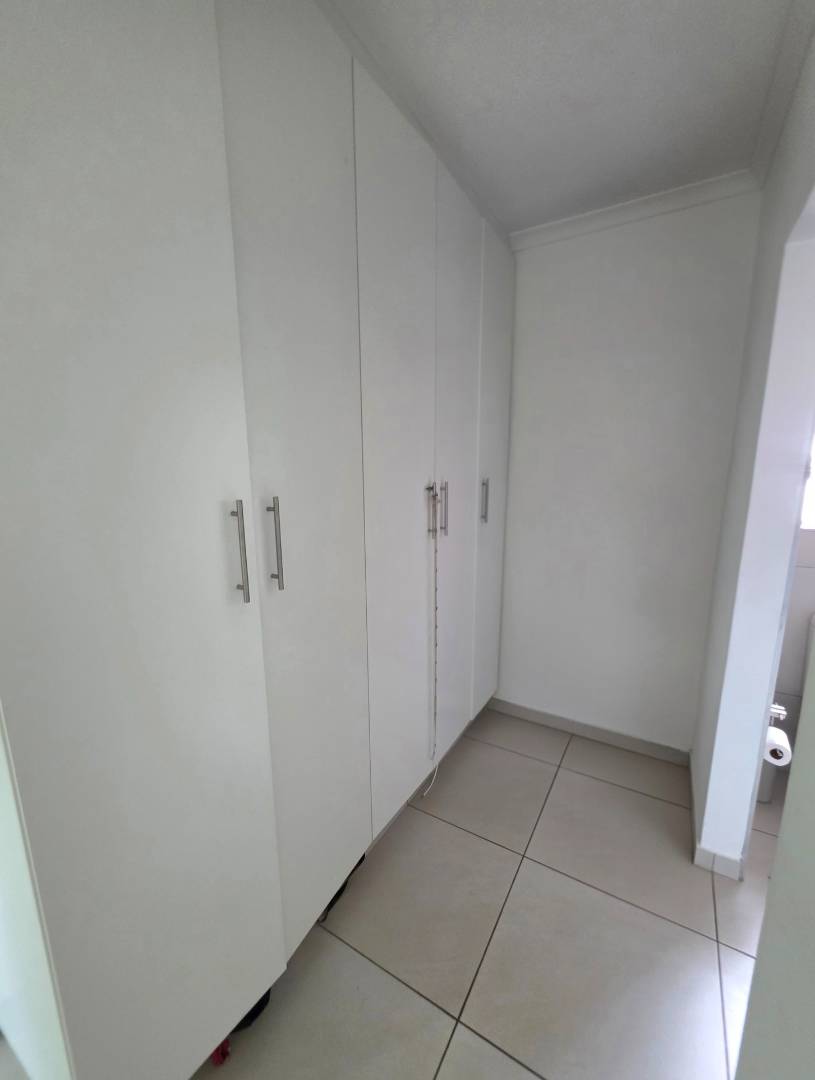 To Let 3 Bedroom Property for Rent in Kloof KwaZulu-Natal