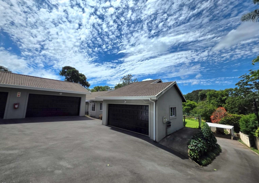 To Let 3 Bedroom Property for Rent in Kloof KwaZulu-Natal