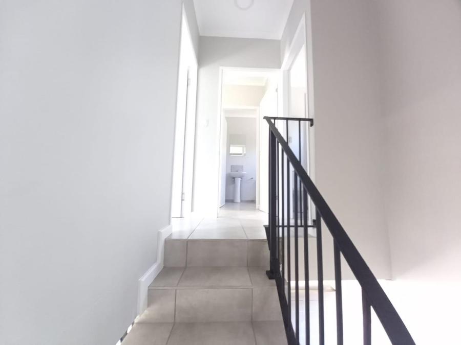 To Let 2 Bedroom Property for Rent in Waterfall KwaZulu-Natal