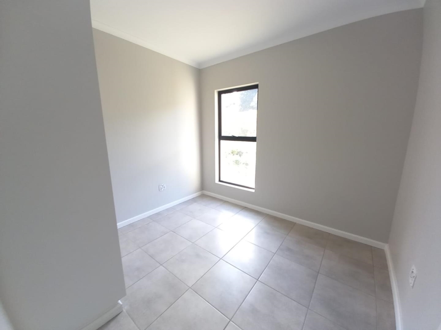 To Let 2 Bedroom Property for Rent in Waterfall KwaZulu-Natal