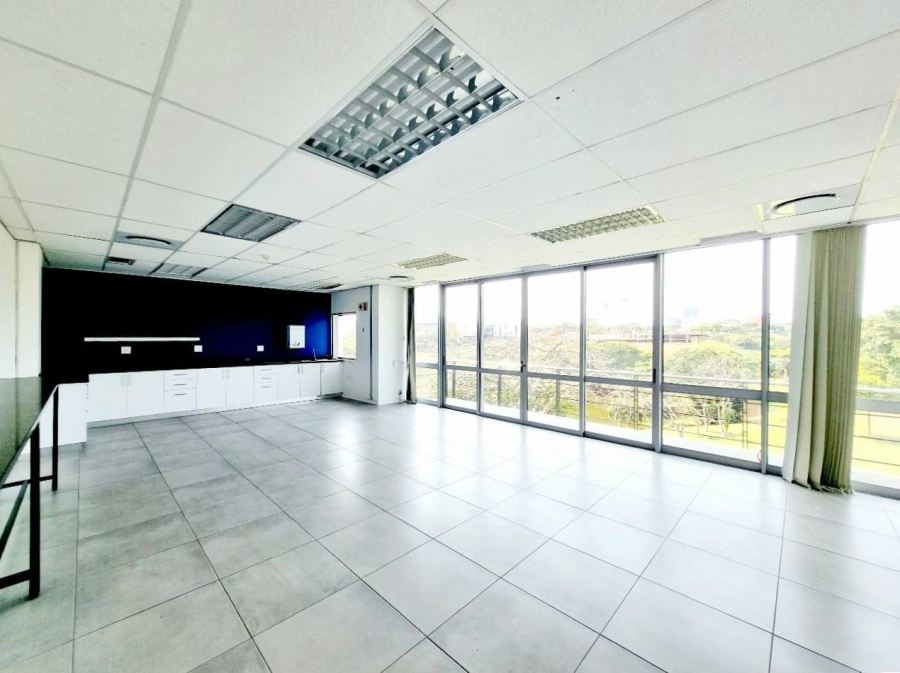 To Let Commercial Property for Rent in Somerset Park KwaZulu-Natal