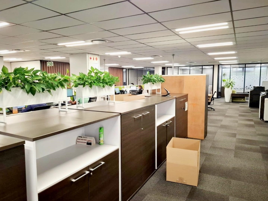 To Let Commercial Property for Rent in Somerset Park KwaZulu-Natal