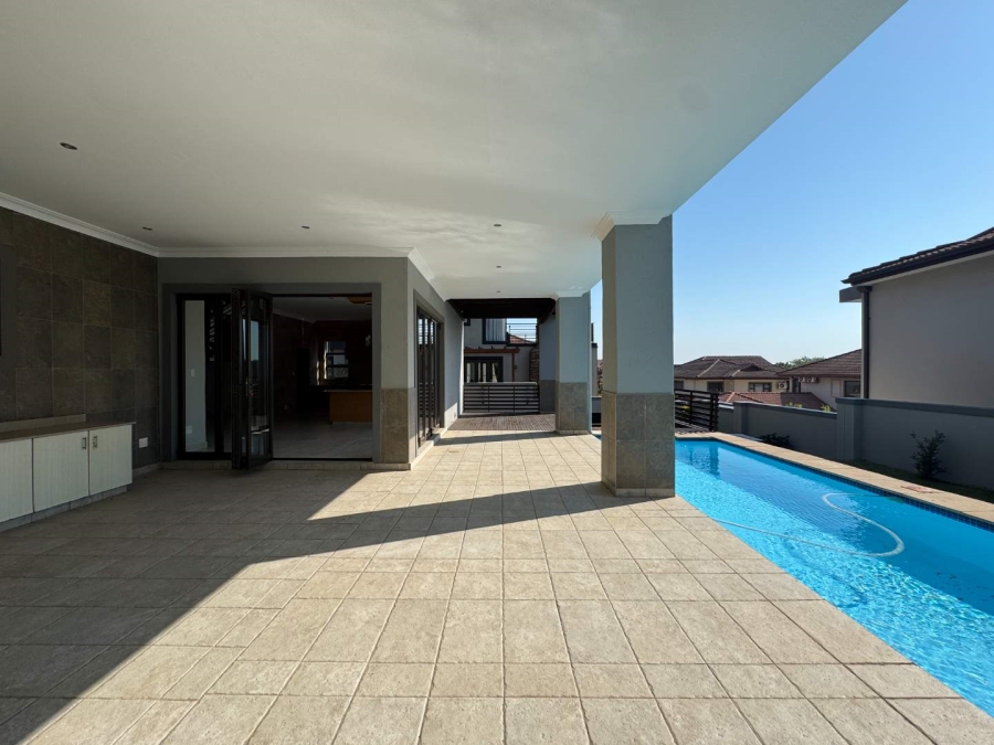 To Let 5 Bedroom Property for Rent in Izinga Ridge KwaZulu-Natal