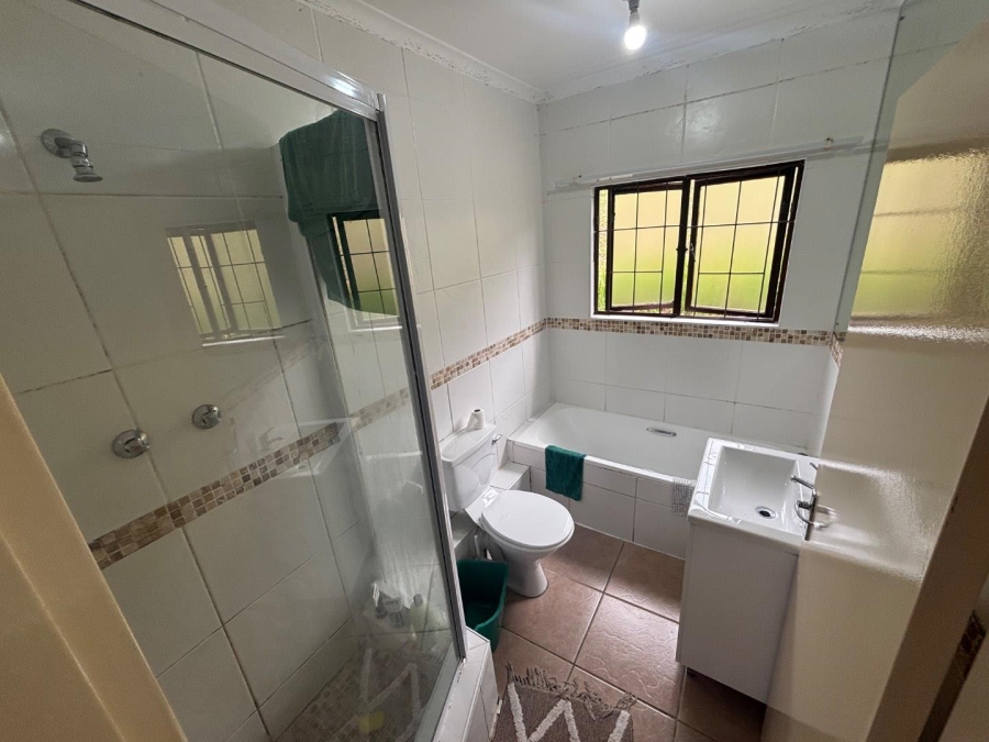 To Let 2 Bedroom Property for Rent in The Wolds KwaZulu-Natal