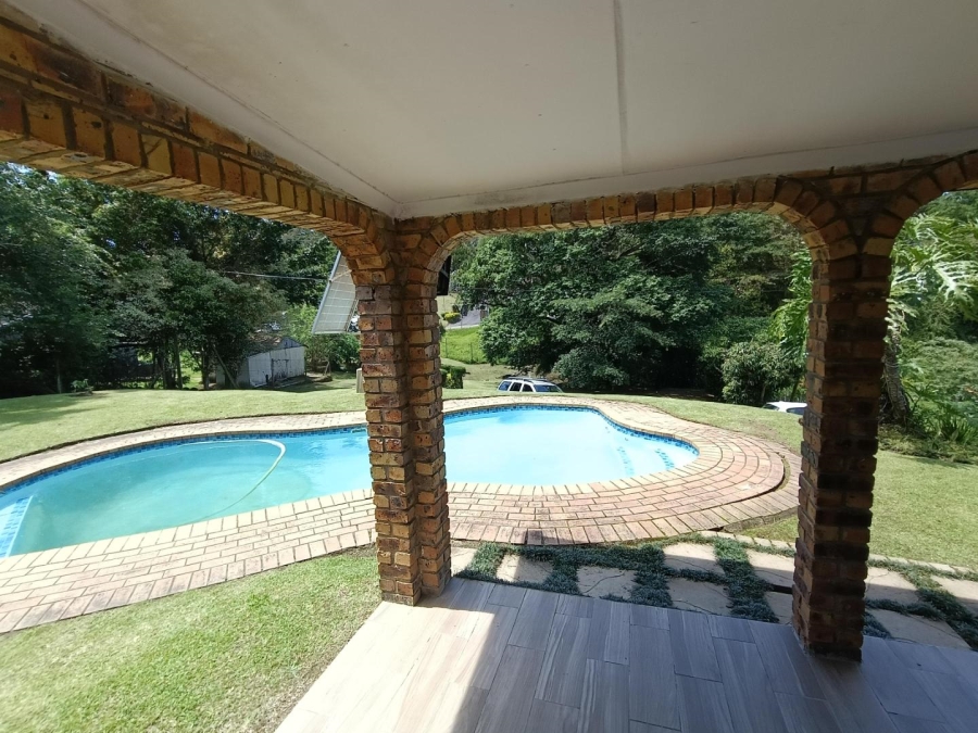 To Let 4 Bedroom Property for Rent in Pinelands KwaZulu-Natal