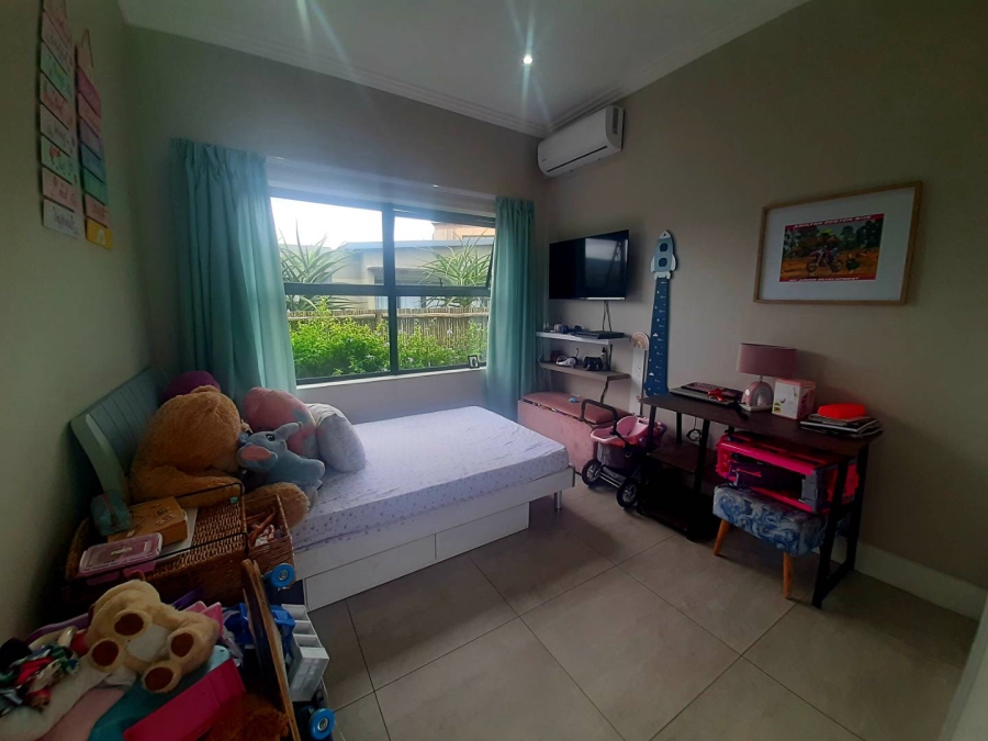 5 Bedroom Property for Sale in Palm Lakes Estate KwaZulu-Natal