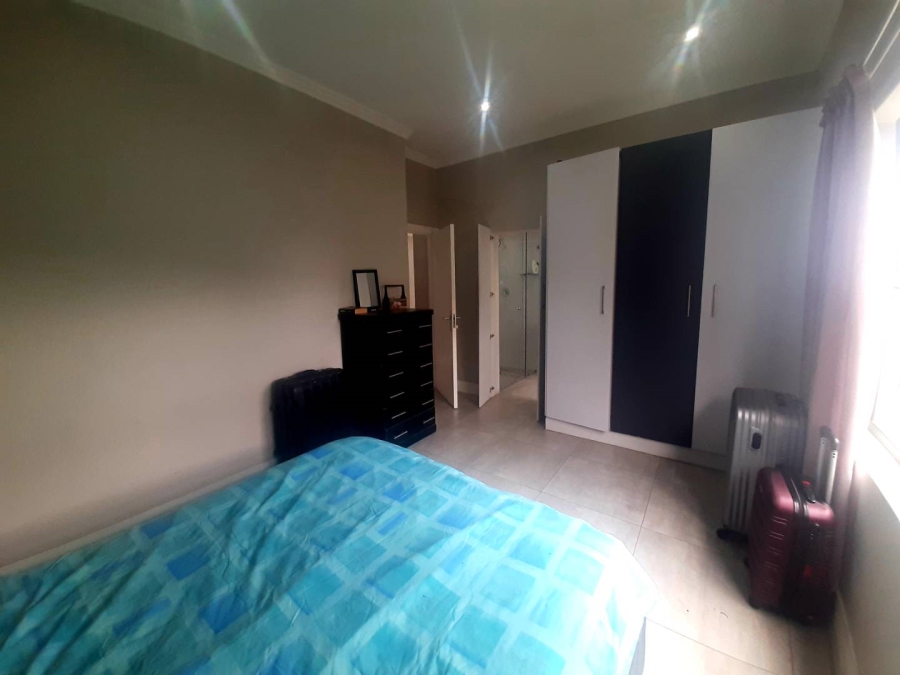 5 Bedroom Property for Sale in Palm Lakes Estate KwaZulu-Natal