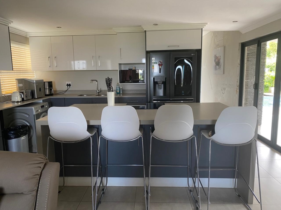 5 Bedroom Property for Sale in Palm Lakes Estate KwaZulu-Natal