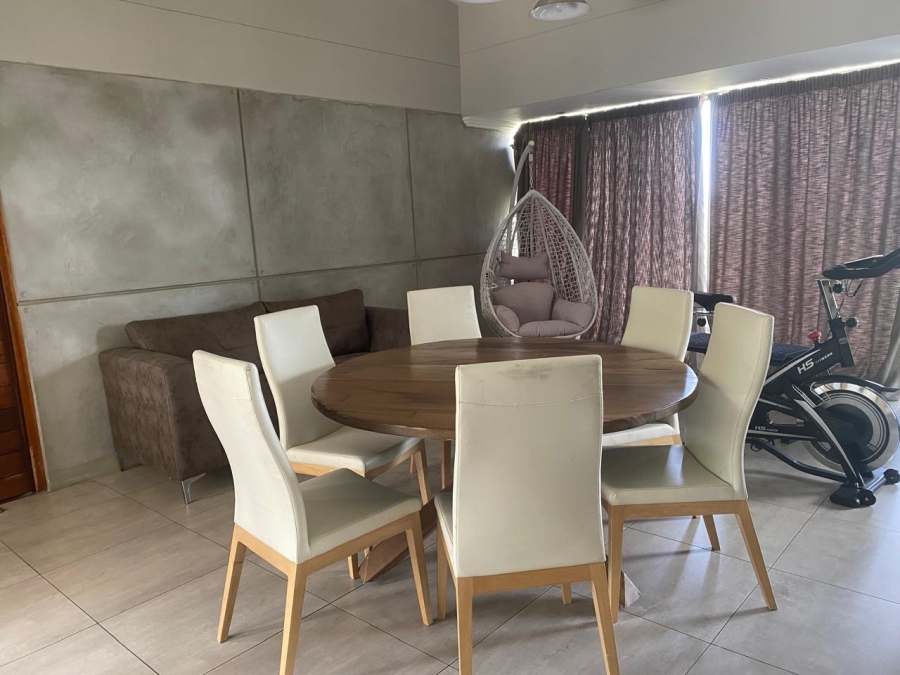 5 Bedroom Property for Sale in Palm Lakes Estate KwaZulu-Natal