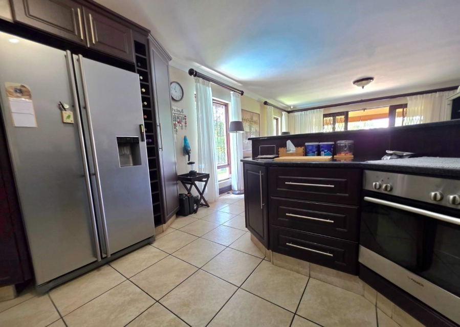 3 Bedroom Property for Sale in Crestholme KwaZulu-Natal