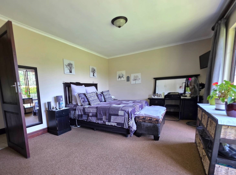 3 Bedroom Property for Sale in Crestholme KwaZulu-Natal