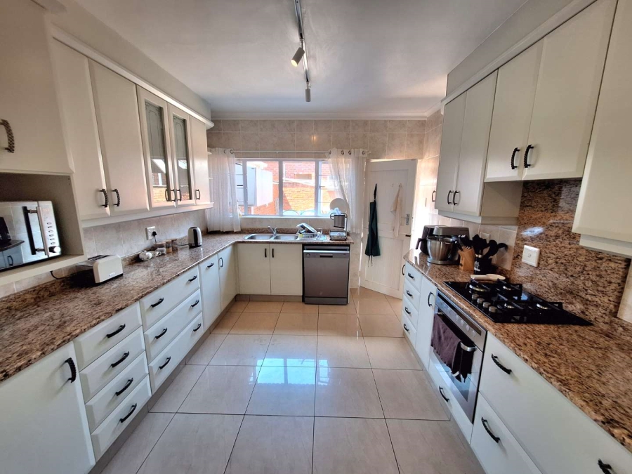 To Let 3 Bedroom Property for Rent in Hillcrest KwaZulu-Natal