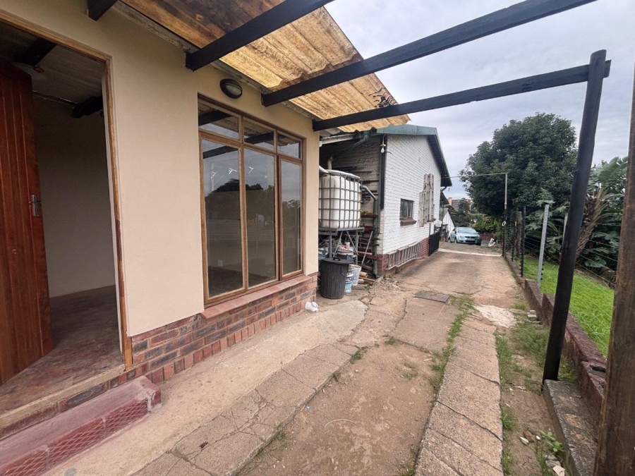 To Let 1 Bedroom Property for Rent in Hatton Estate KwaZulu-Natal
