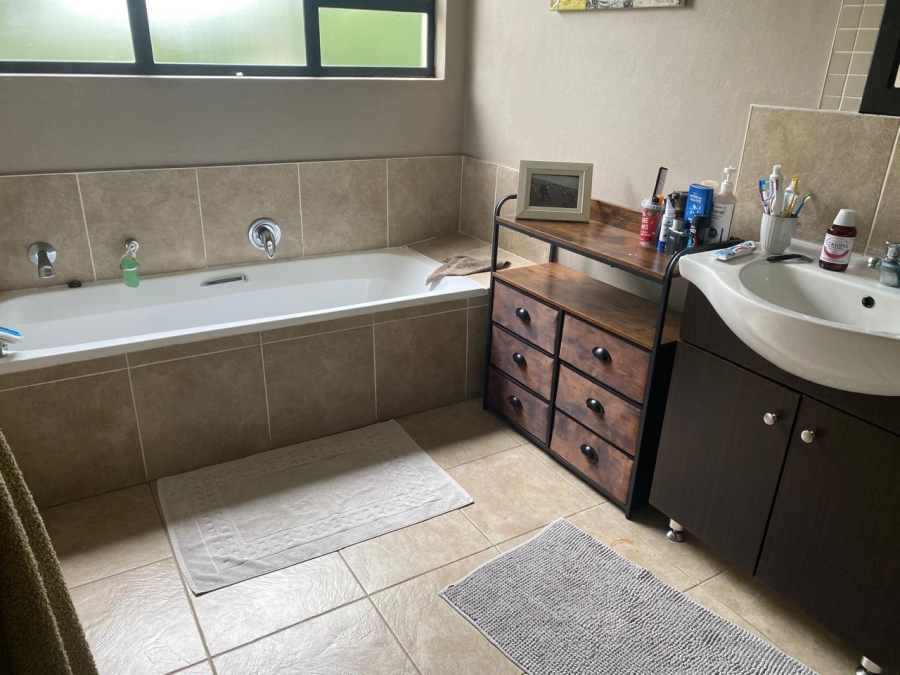 To Let 3 Bedroom Property for Rent in Palm Lakes Estate KwaZulu-Natal