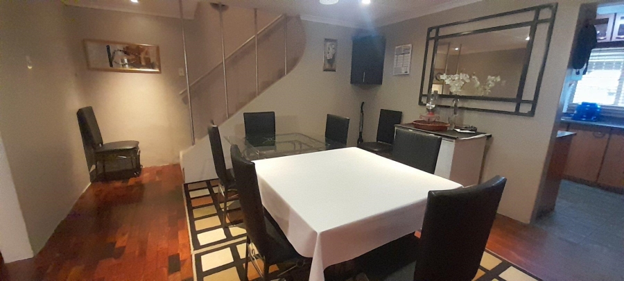 4 Bedroom Property for Sale in Sunford KwaZulu-Natal