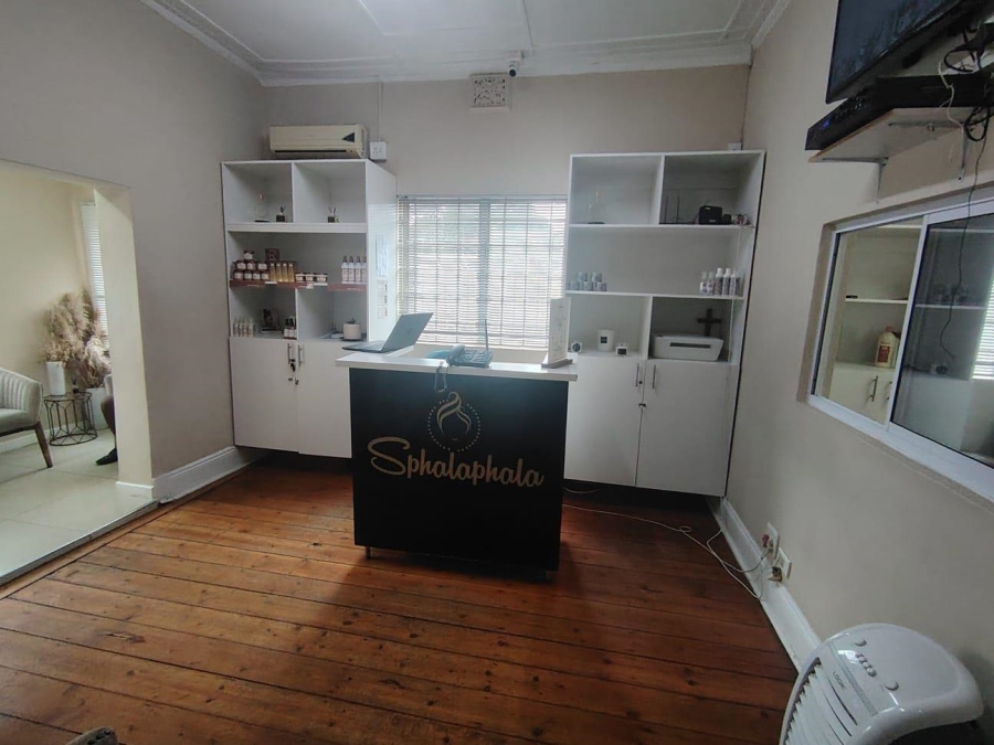 To Let commercial Property for Rent in Bulwer KwaZulu-Natal