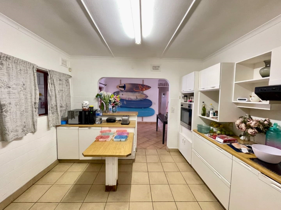 To Let 4 Bedroom Property for Rent in Glen Anil KwaZulu-Natal