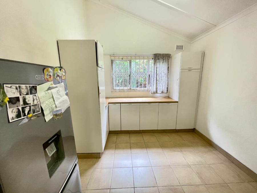 To Let 4 Bedroom Property for Rent in Glen Anil KwaZulu-Natal