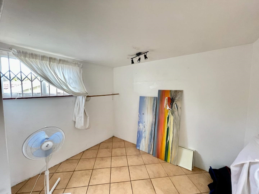 To Let 4 Bedroom Property for Rent in Glen Anil KwaZulu-Natal