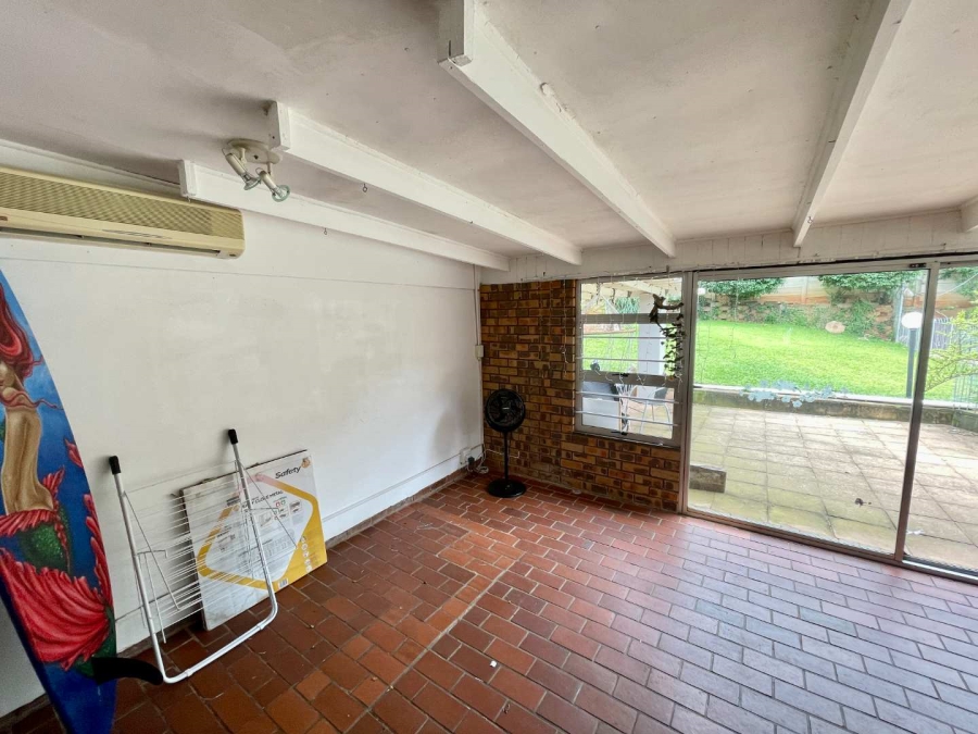 To Let 4 Bedroom Property for Rent in Glen Anil KwaZulu-Natal