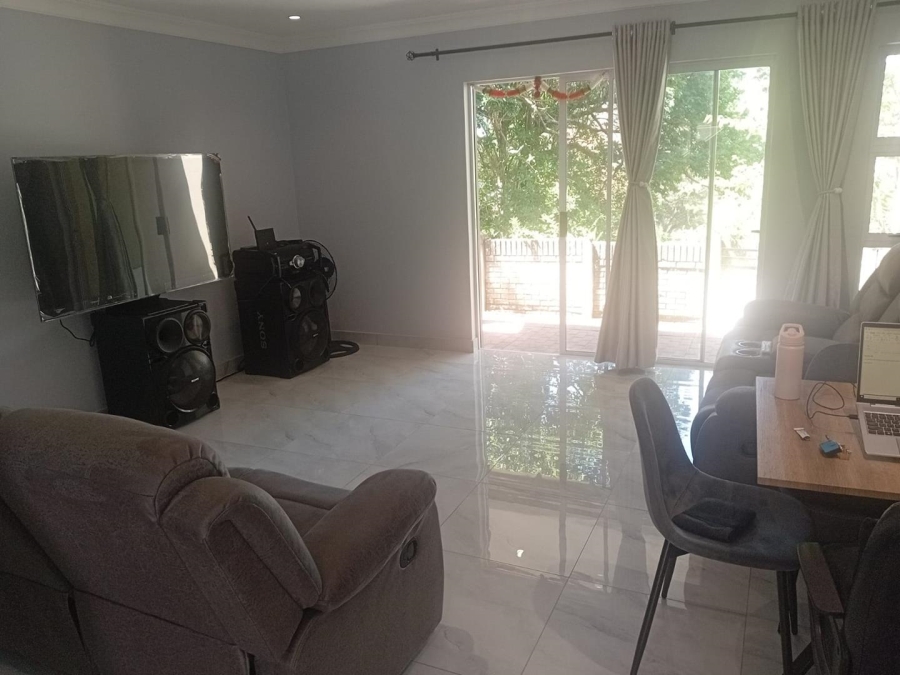 To Let 2 Bedroom Property for Rent in Glen Hills KwaZulu-Natal