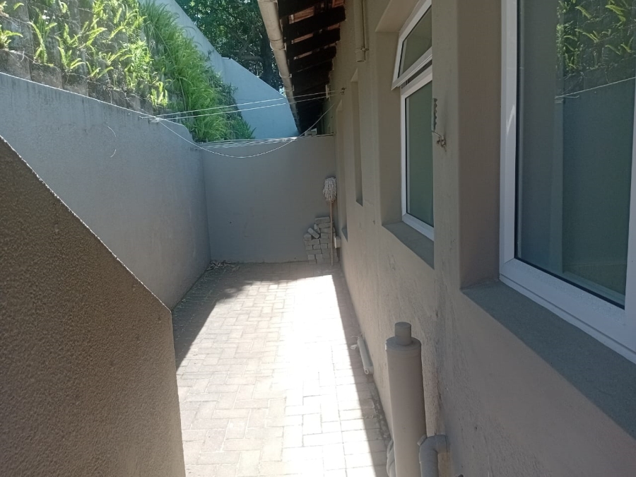 To Let 2 Bedroom Property for Rent in Glen Hills KwaZulu-Natal