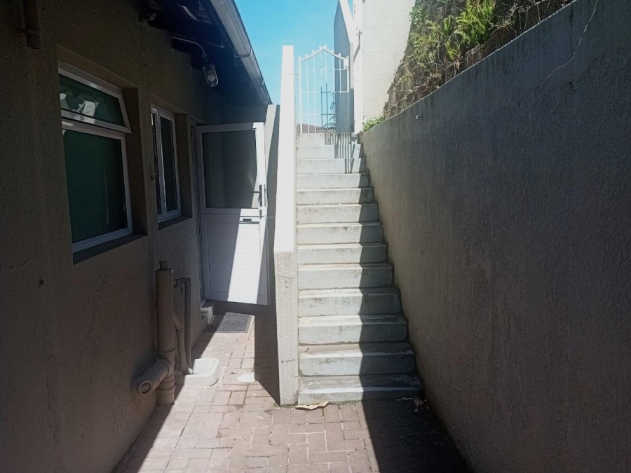 To Let 2 Bedroom Property for Rent in Glen Hills KwaZulu-Natal