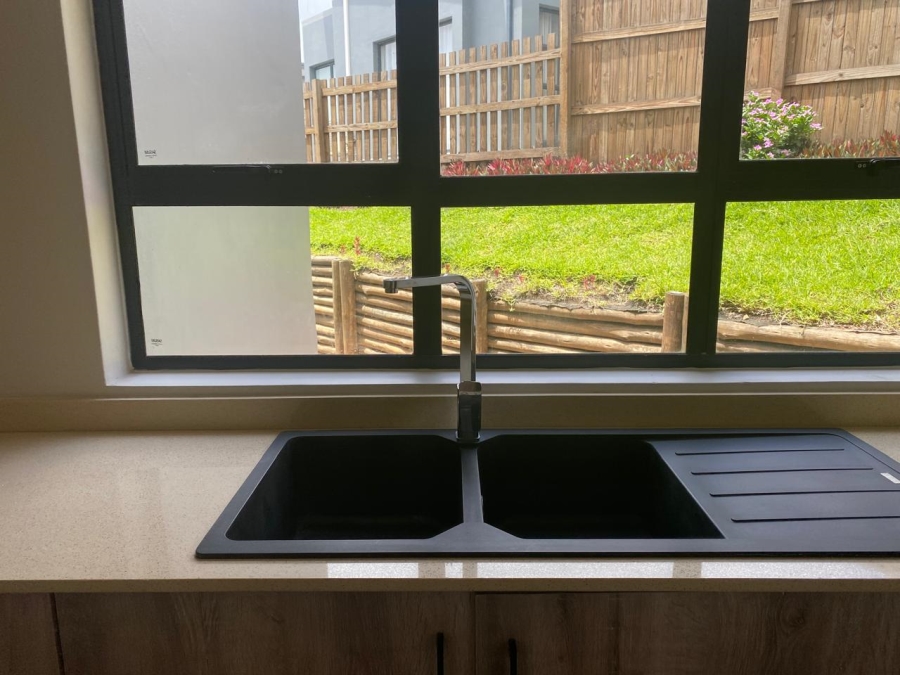 To Let 3 Bedroom Property for Rent in Palm Lakes Estate KwaZulu-Natal