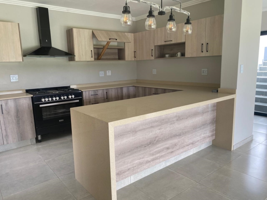 To Let 3 Bedroom Property for Rent in Palm Lakes Estate KwaZulu-Natal