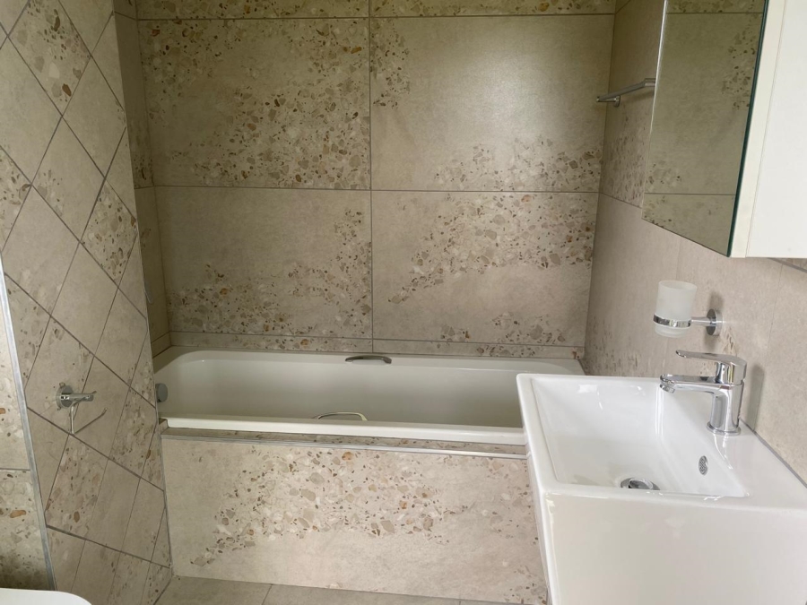 To Let 3 Bedroom Property for Rent in Palm Lakes Estate KwaZulu-Natal