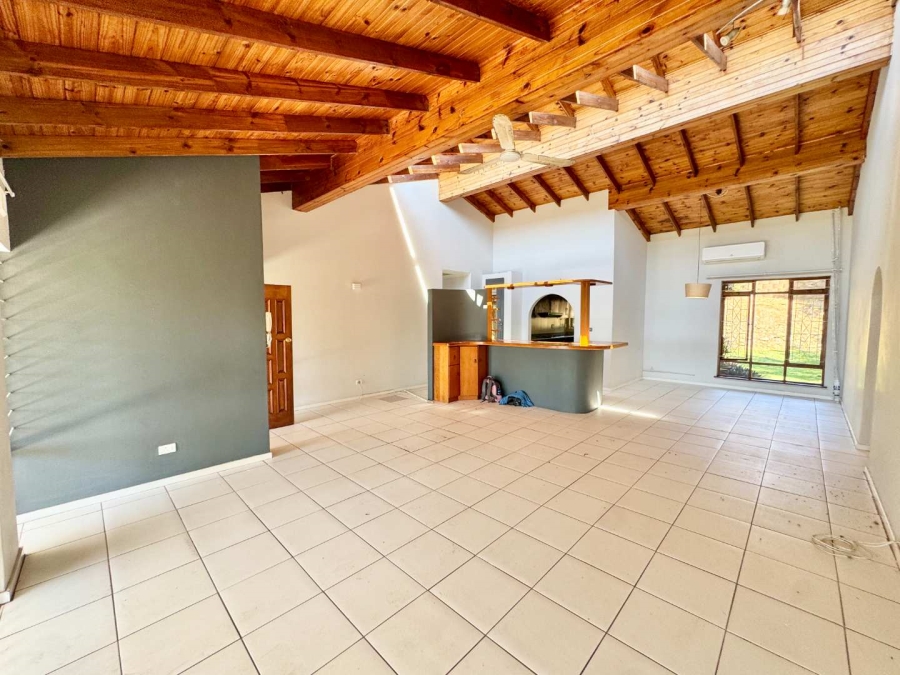 To Let 4 Bedroom Property for Rent in Umhlanga KwaZulu-Natal