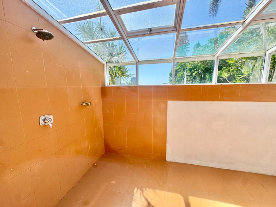 To Let 4 Bedroom Property for Rent in Umhlanga KwaZulu-Natal