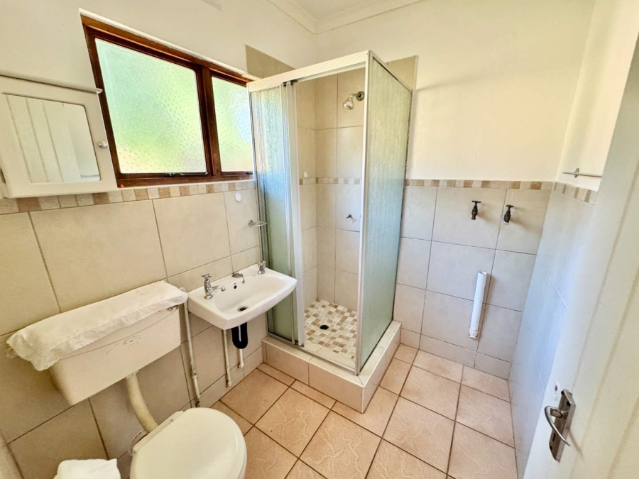 To Let 4 Bedroom Property for Rent in Umhlanga KwaZulu-Natal