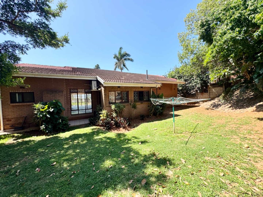 To Let 4 Bedroom Property for Rent in Umhlanga KwaZulu-Natal