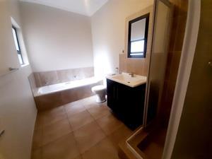 To Let 2 Bedroom Property for Rent in Palm Lakes Estate KwaZulu-Natal