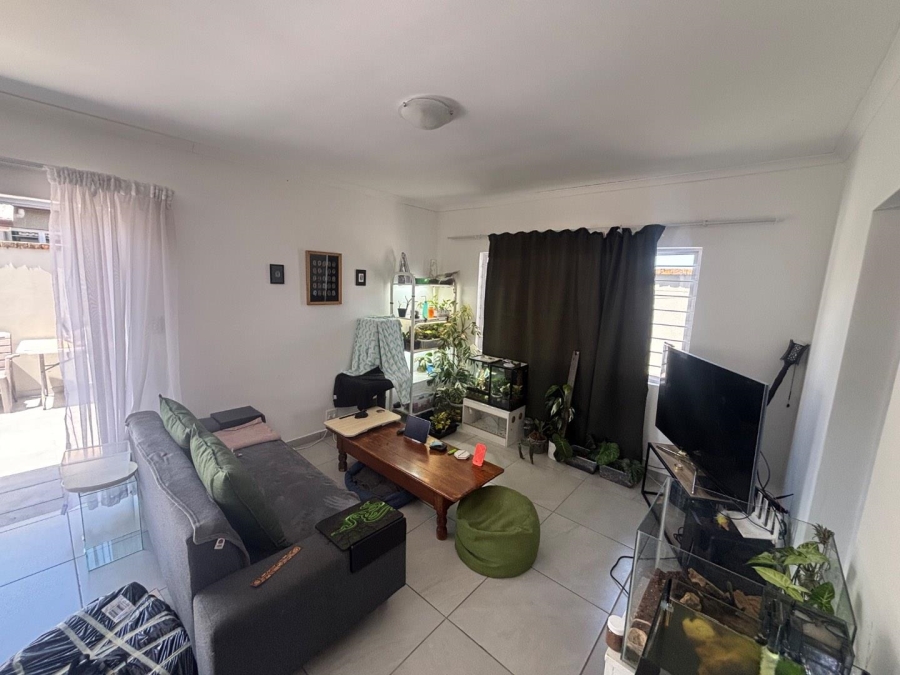 To Let 2 Bedroom Property for Rent in Hillcrest KwaZulu-Natal