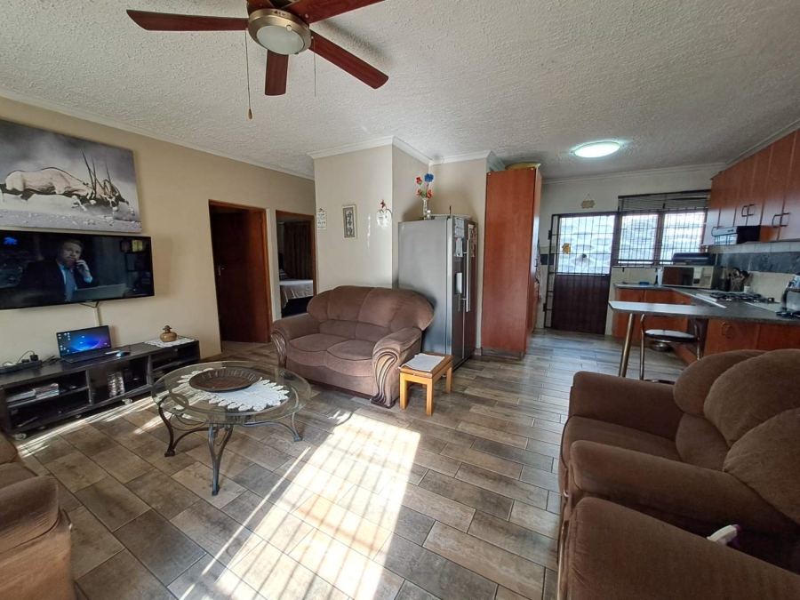 3 Bedroom Property for Sale in Queensburgh KwaZulu-Natal