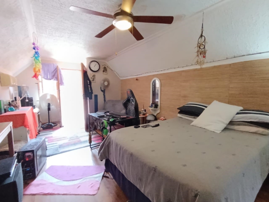 3 Bedroom Property for Sale in Queensburgh KwaZulu-Natal